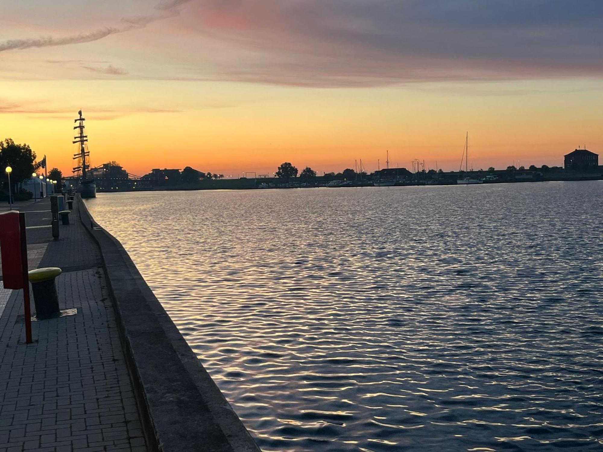 Dat Wittsche Hus - Ferienwohnung An Der Nordsee Wilhelmshaven Kültér fotó